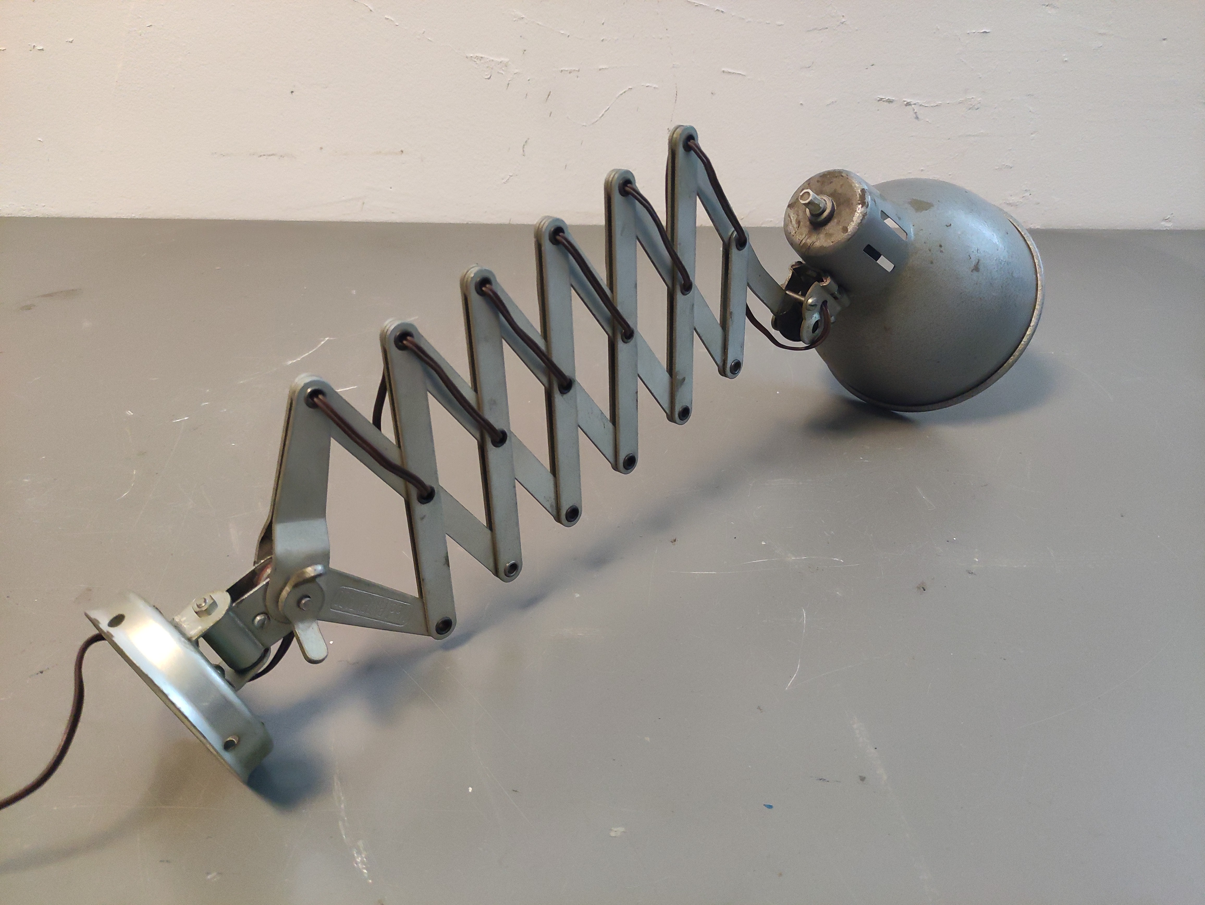 lampara aplique flexo metal e27 28x38-78x14.5 1u